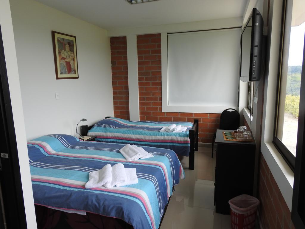 Hostal La Sultana Santa Rosa De Cabal Kültér fotó