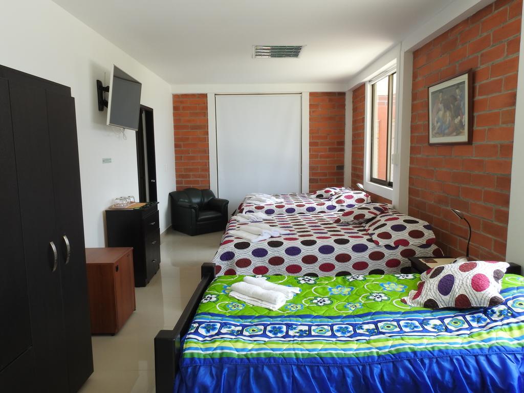 Hostal La Sultana Santa Rosa De Cabal Kültér fotó