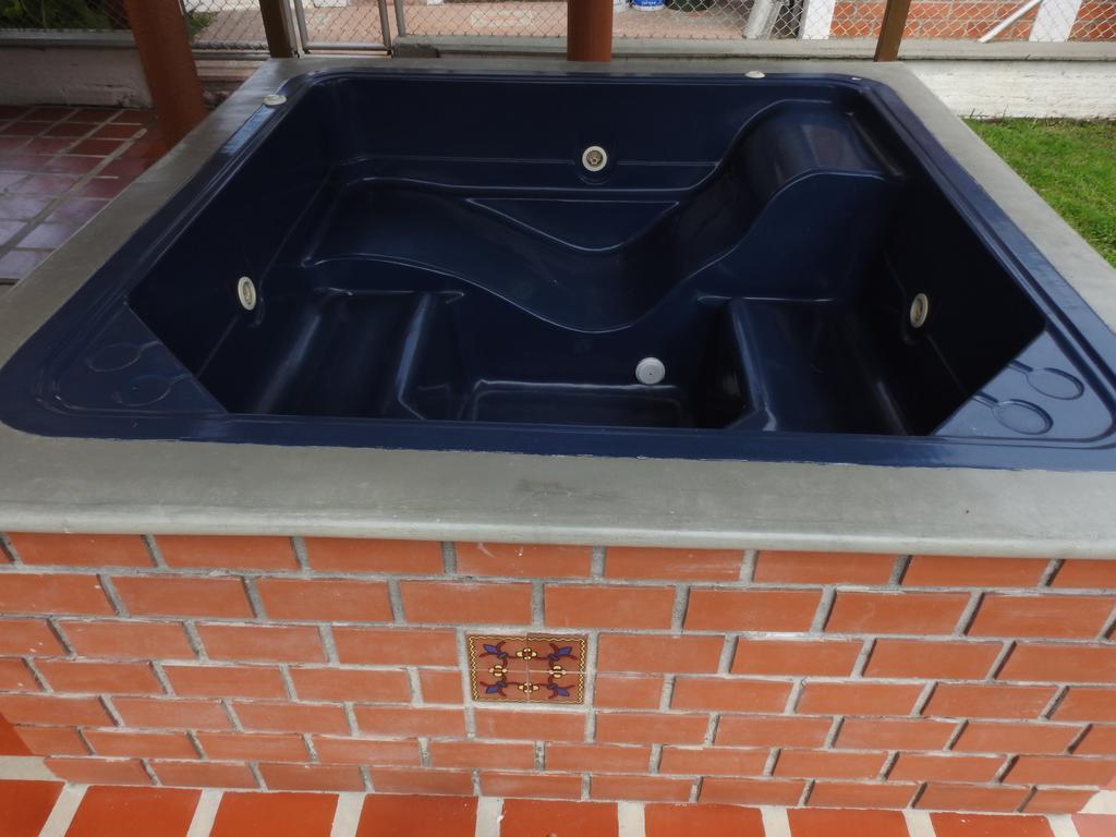 Hostal La Sultana Santa Rosa De Cabal Kültér fotó