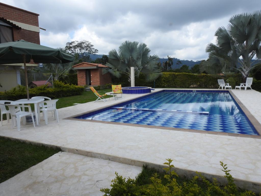 Hostal La Sultana Santa Rosa De Cabal Kültér fotó